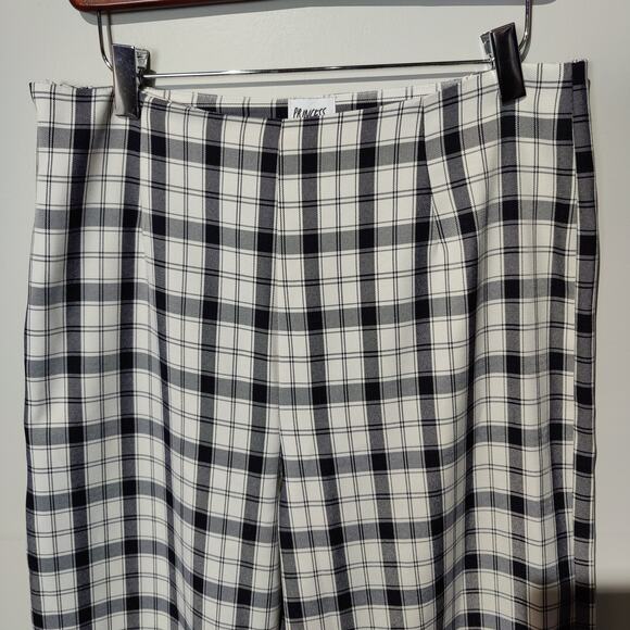 Princess Polly Women's Sz 10 Euros Black and White Plaid Wide Leg Trouser Pants - Picture 3 of 7